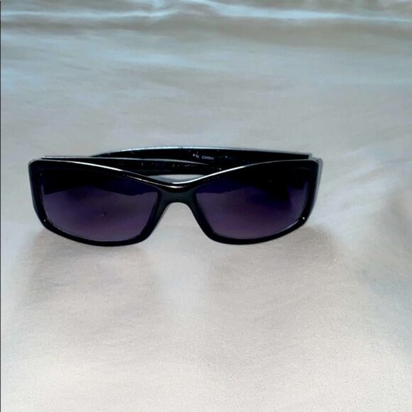 Sunglasses - Picture 1 of 4